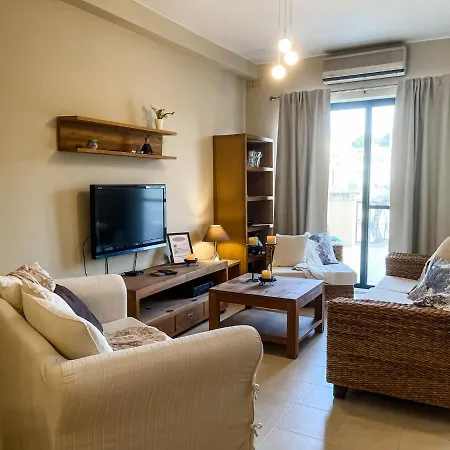 Charming 2br With Large Terrace And Valley Views St Julians