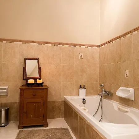 Charming 2br With Large Terrace And Valley Views St Julians St. Julian's